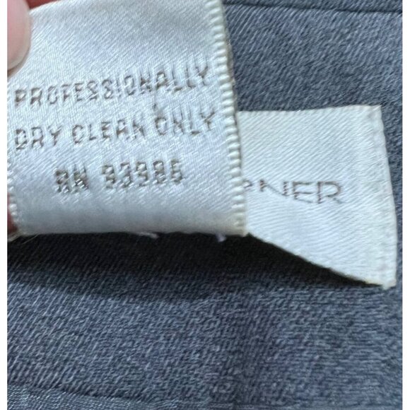 Casual Corner Gray Two-Piece Zip Front Spread Collar Pant Suit Size 6 - Picture 4 of 10